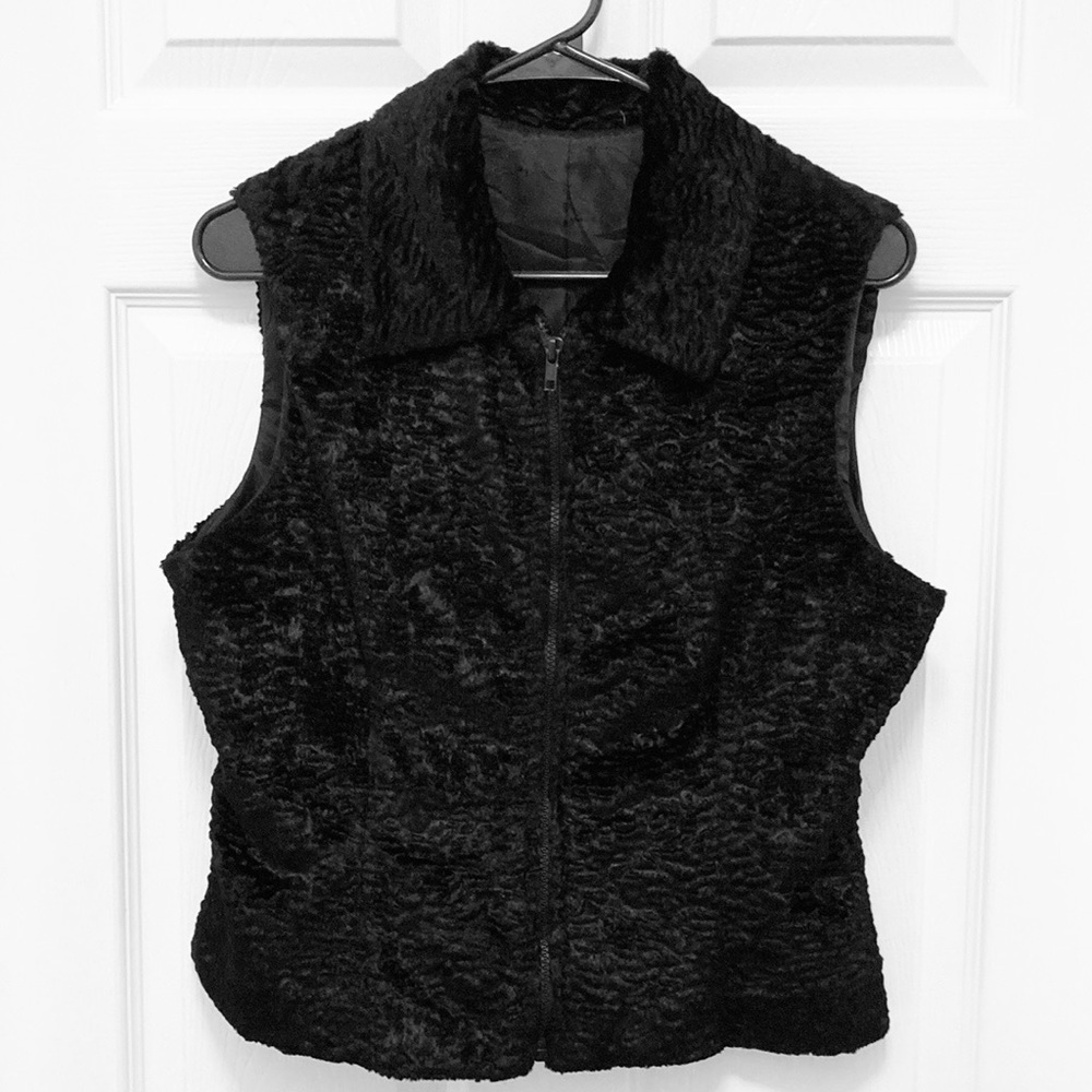 Circle T Western Wear VTG Womens Black Faux Fur Vest
